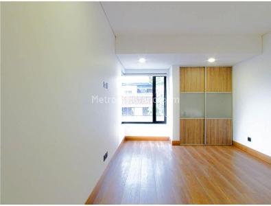 Casa de 4 alcobas en venta en Niza, Bogotá, 346 m² · foto 10 de 15