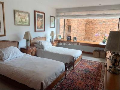 Apartamento en venta en Chico Alto, Bogotá · foto 10 de 18