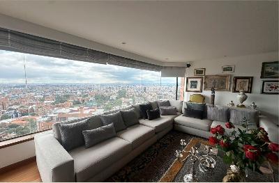 Apartamento en venta en Chico Alto, Bogotá · foto 3 de 18