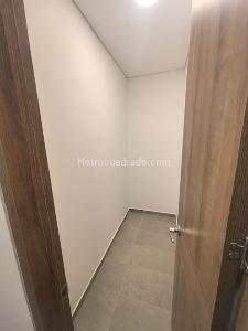 Apartamento de 3 alcobas en venta en Santa Barbara Oriental, Bogotá, 116 m² · foto 3 de 9