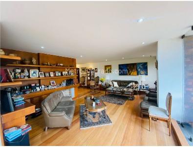 Apartamento en venta en La Carolina, Bogotá · foto 4 de 14