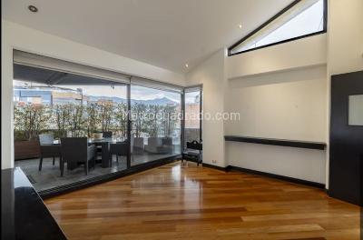 Apartamento de 5 alcobas en venta en Chico Navarra, Bogotá, 337 m² · foto 17 de 20