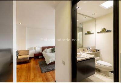 Apartamento de 5 alcobas en venta en Chico Navarra, Bogotá, 337 m² · foto 2 de 20