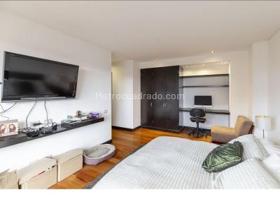 Apartamento de 5 alcobas en venta en Chico Navarra, Bogotá, 337 m² · foto 4 de 20