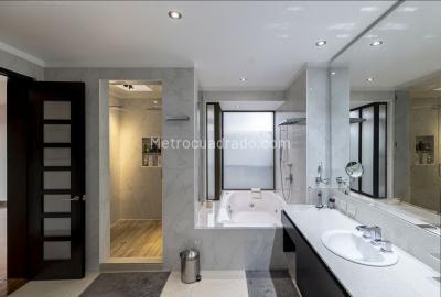 Apartamento de 5 alcobas en venta en Chico Navarra, Bogotá, 337 m² · foto 9 de 20