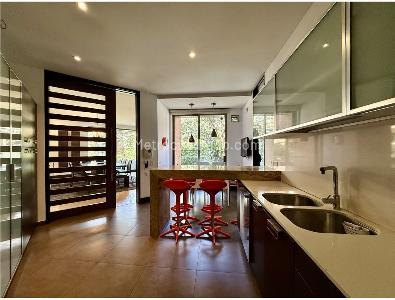 Apartamento de 4 alcobas en venta en La Cabrera, Bogotá, 387 m² · foto 14 de 14