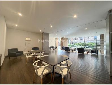Apartamento de 3 alcobas en venta en Chico Norte, Bogotá, 130 m² · foto 11 de 19