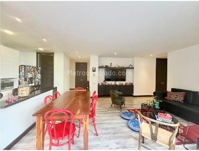 Apartamento de 3 alcobas en venta en Chico Norte, Bogotá, 130 m² · foto 17 de 19