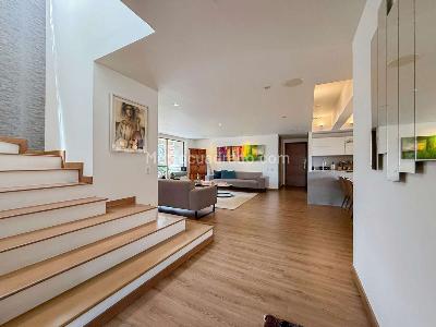 Apartamento en venta en Santa Barbara Alta, Bogotá · foto 3 de 8