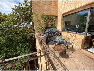 Apartamento en venta en Santa Barbara Alta, Bogotá · foto 10 de 12