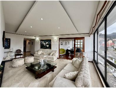 Apartamento de 3 alcobas en venta en Santa Barbara, Bogotá, 208 m² · foto 12 de 16