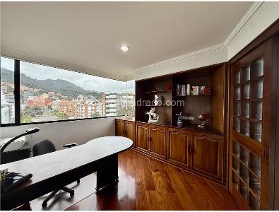 Apartamento de 3 alcobas en venta en Santa Barbara, Bogotá, 208 m² · foto 16 de 16
