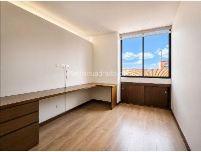 Apartamento de 3 alcobas en venta en Santa Paula, Bogotá, 154 m² · foto 6 de 20