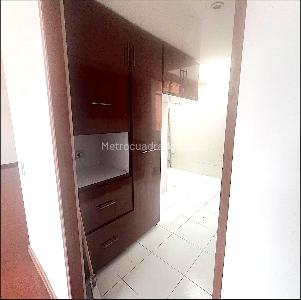 Apartamento en venta en Modelia, Bogotá · foto 8 de 19
