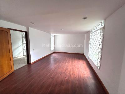 Casa de 4 alcobas en venta en Bogotá, 443 m² · foto 6 de 15
