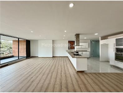 Apartamento de 3 alcobas en venta en Bosque Medina, Bogotá, 197 m² · foto 16 de 19