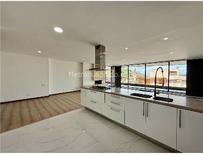 Apartamento de 3 alcobas en venta en Bosque Medina, Bogotá, 197 m² · foto 8 de 19