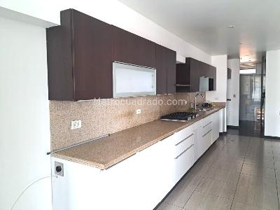 Apartamento en venta en Chico Navarra, Bogotá · foto 4 de 7