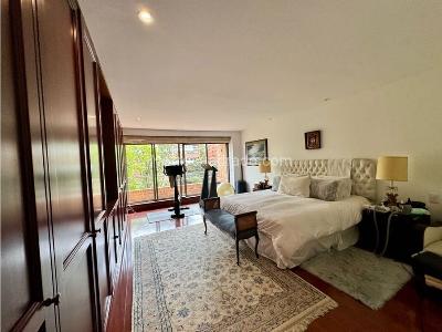 Apartamento de 3 alcobas en venta en El Nogal, Bogotá, 325 m² · foto 11 de 12
