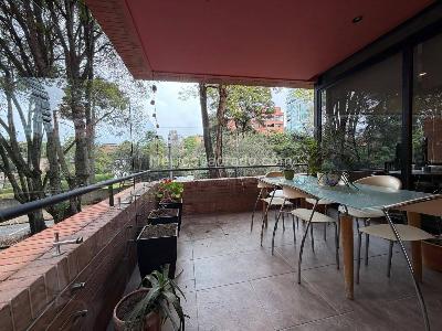 Apartamento de 3 alcobas en venta en La Cabrera, Bogotá, 250 m² · foto 13 de 14