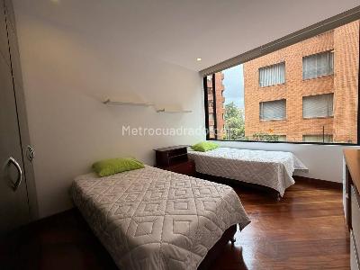 Apartamento de 3 alcobas en venta en La Cabrera, Bogotá, 250 m² · foto 3 de 14