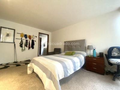 Apartamento de 3 alcobas en venta en La Cabrera, Bogotá, 253 m² · foto 16 de 20