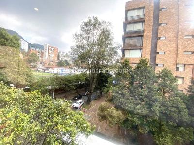 Apartamento de 3 alcobas en venta en La Cabrera, Bogotá, 253 m² · foto 7 de 20