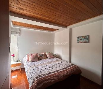 Apartamento de 3 alcobas en venta en Laderas De Gratamira, Bogotá, 60 m² · foto 2 de 18