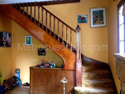Casa de 5 alcobas en venta en Chico Los Rosales, Bogotá, 547 m² · foto 5 de 20