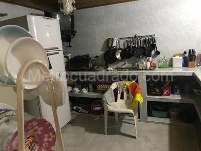 Casa de 5 alcobas en venta en La Candelaria, Bogotá, 994 m² · foto 17 de 20