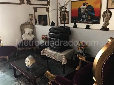 Casa de 5 alcobas en venta en La Candelaria, Bogotá, 994 m² · foto 5 de 20