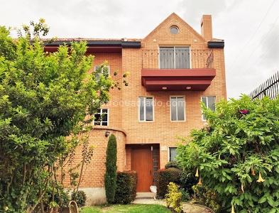 Casa de 5 alcobas en venta en Variante Chia, Chía, 350 m² · foto 6 de 20
