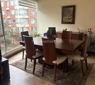 Apartamento de 2 alcobas en venta en Santa Barbara Occidental, Bogotá, 136 m² · foto 5 de 17