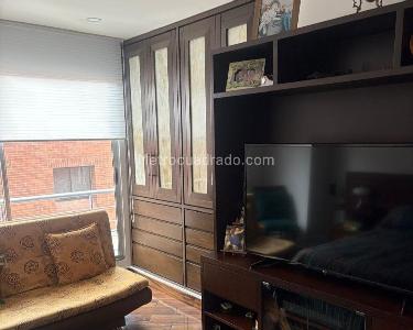 Apartamento de 2 alcobas en venta en Santa Barbara Occidental, Bogotá, 136 m² · foto 10 de 17