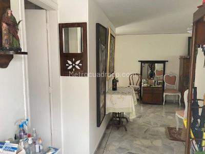 Casa de 4 alcobas en venta en Niza Sur, Bogotá, 350 m² · foto 4 de 13