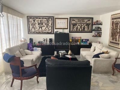 Casa de 4 alcobas en venta en Niza Sur, Bogotá, 350 m² · foto 7 de 13