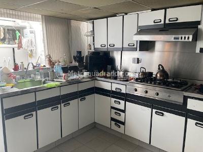 Casa de 4 alcobas en venta en Niza Sur, Bogotá, 350 m² · foto 8 de 13
