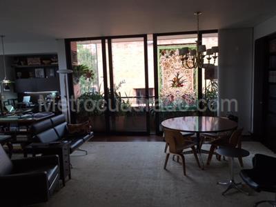 Apartamento en venta en Las Rosales, Bogotá · foto 3 de 11