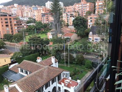 Apartamento en venta en Las Rosales, Bogotá · foto 4 de 11