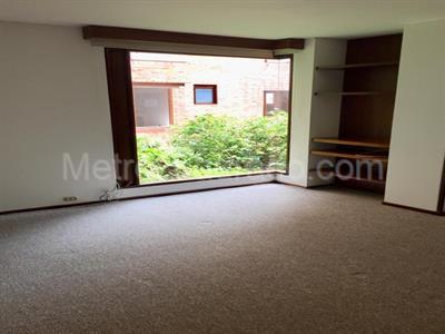 Apartamento en venta en Altos Del Refugio, Bogotá · foto 3 de 13