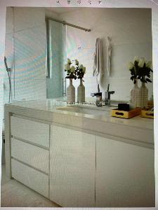 Apartamento de 3 alcobas en venta en La Cabrera, Bogotá, 300 m² · foto 2 de 14