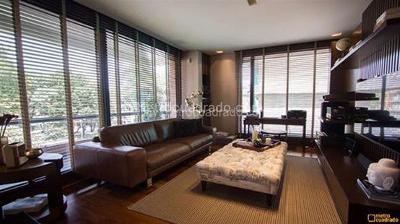 Apartamento en venta en Chico, Bogotá · foto 2 de 12