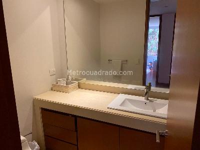 Apartamento de 3 alcobas en venta en Altos Del Retiro, Bogotá, 200 m² · foto 13 de 20