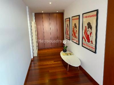 Apartamento de 3 alcobas en venta en Altos Del Retiro, Bogotá, 200 m² · foto 9 de 20