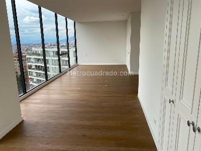 Apartamento de 3 alcobas en venta en Chico Alto, Bogotá, 340 m² · foto 17 de 20