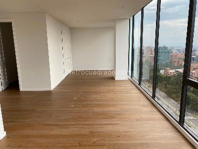 Apartamento de 3 alcobas en venta en Chico Alto, Bogotá, 340 m² · foto 19 de 20