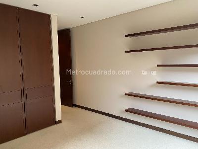 Apartamento de 4 alcobas en venta en La Cabrera, Bogotá, 318 m² · foto 20 de 20