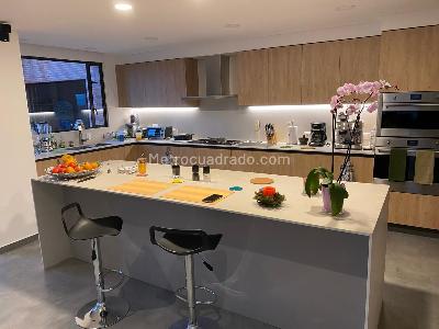 Apartamento en venta en Las Rosales, Bogotá · foto 18 de 20