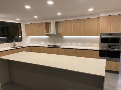 Apartamento en venta en Las Rosales, Bogotá · foto 19 de 20