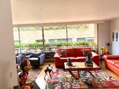 Apartamento en venta en El Refugio, Bogotá · foto 2 de 19